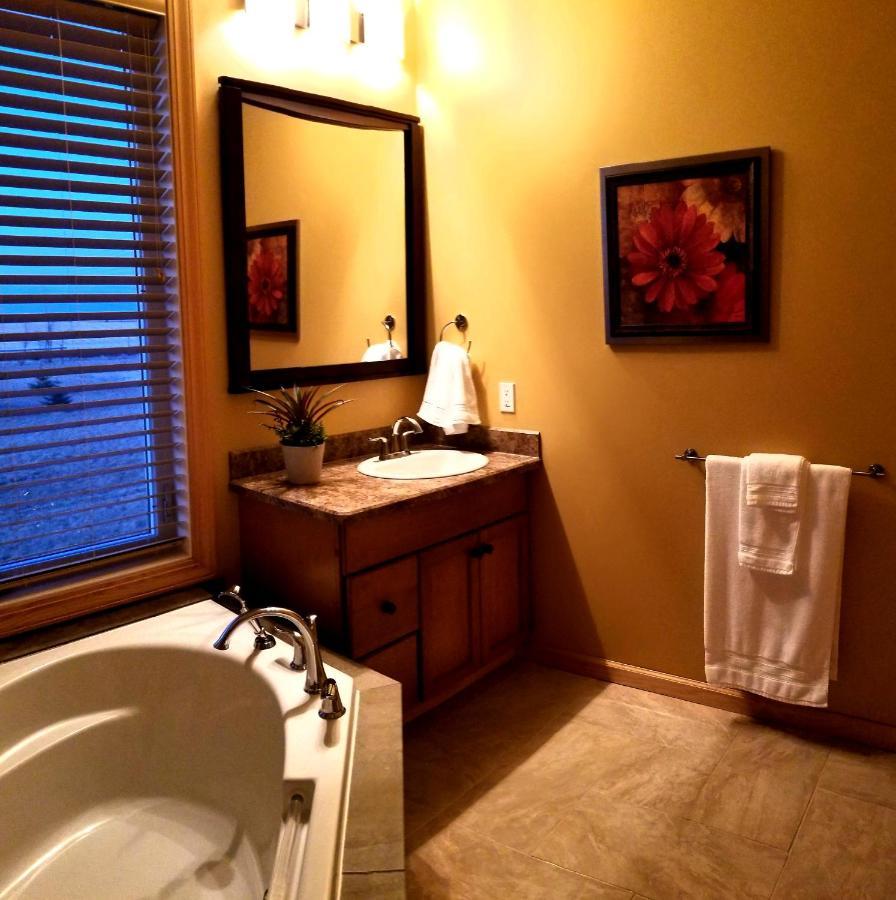 Anna'S Prairie Comfort B & B Moose Jaw Esterno foto